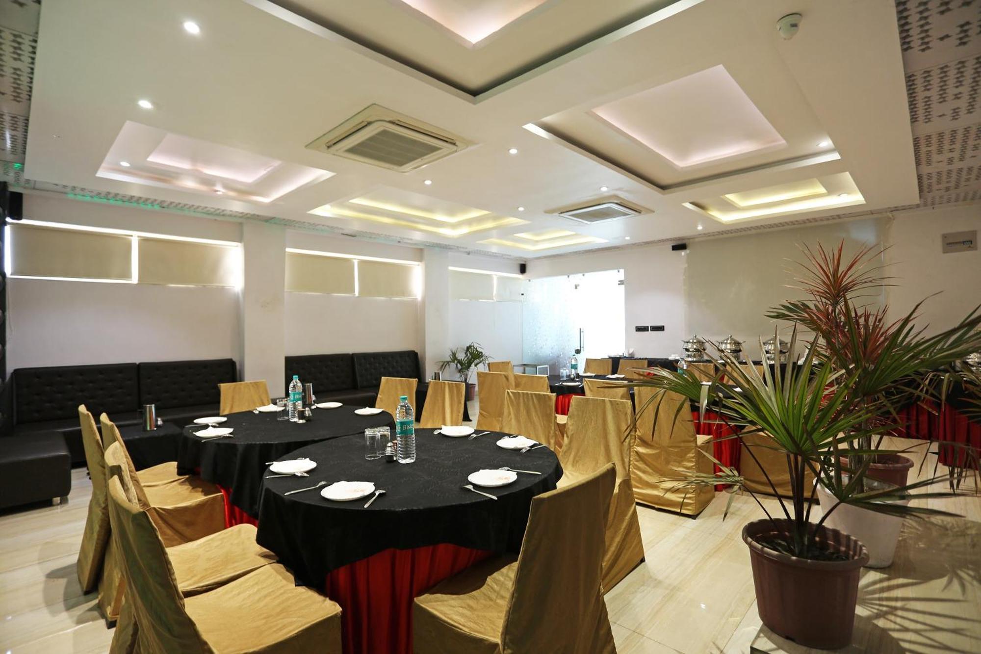 Hotel Collection O Sun Park Bhopal Esterno foto